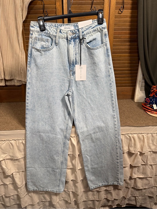 Zenana Outfitters Denim - Zenana Outfitters Light Blue Relaxed Women's Jeans
